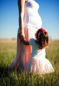 Kalkulator hormonów. Ciąża a niedoczynność tarczycy
