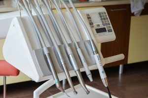 Jak ważne jest wybranie odpowiedniej kliniki stomatologicznej?